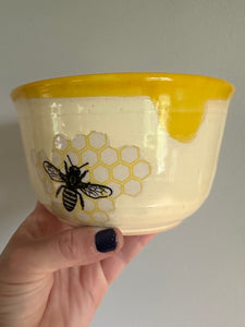 Large Honey Bee Bowl