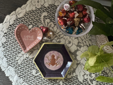 Chocolate Frog and Love Potion Set (A)