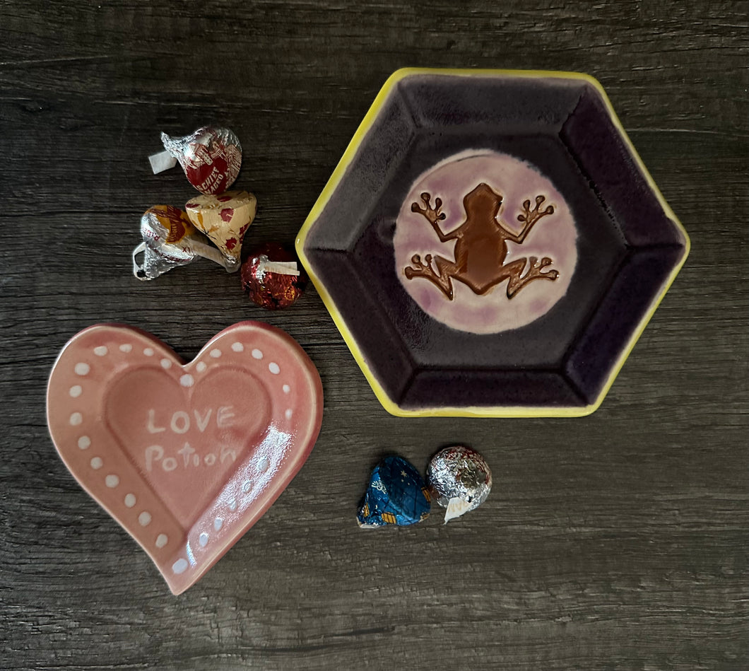 Chocolate Frog and Love Potion Set (B)