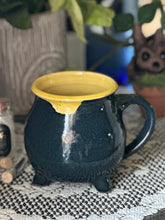 (H) House Cauldron Mug 2