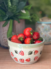 Strawberry Burst Medium Bowl