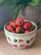 Strawberry Burst Medium Bowl
