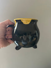 (H) House Cauldron Mug 2